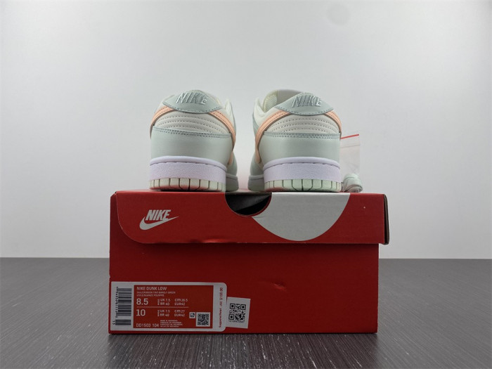 nike dunk low barely green (w) dd1503-104