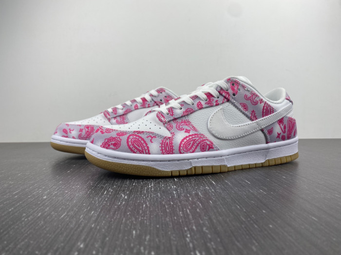 nike sb dunk low white rose red gum ct5053-061 nike sb dunk low white rose red gum ct5053-061