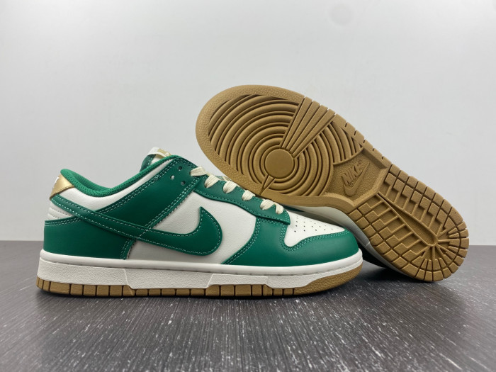 nike dunk low malachite university gold (w) fb7173-131
