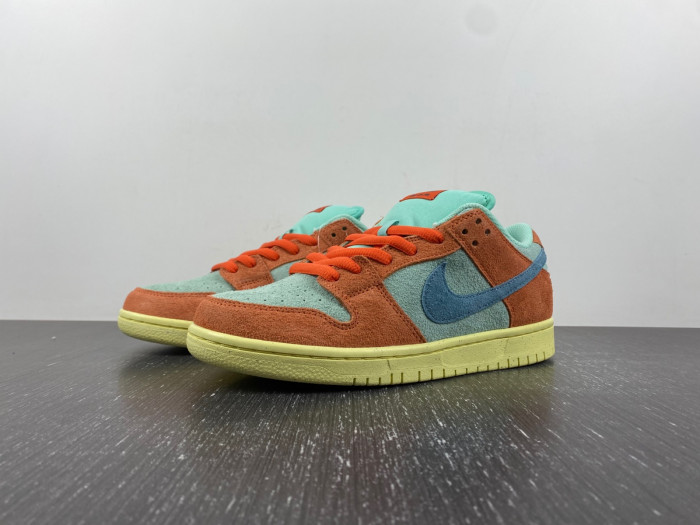 nike sb dunk low orange noise aqua dv5429-800 nike sb dunk low orange noise aqua dv5429-800