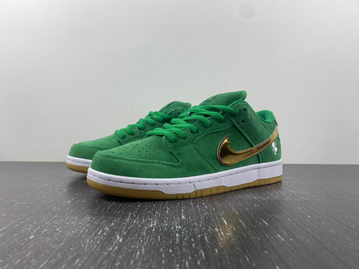 nike sb dunk low st. patrick''s day bq6817-303 nike sb dunk low st. patrick''s day bq6817-303
