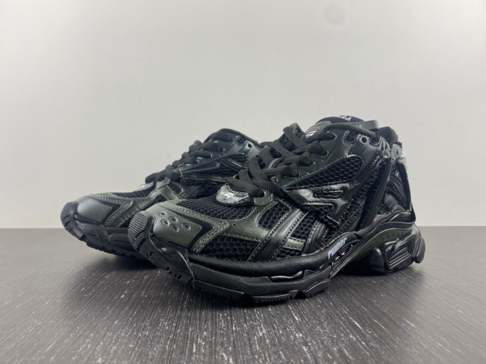 blcg runner sneaker bm5623-015