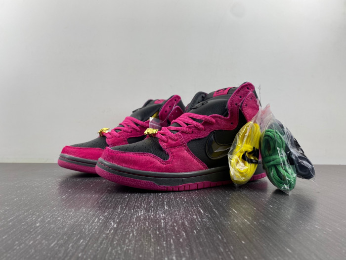 run the jewels x nike dunk high sb ''4/20'' - dx4356-600 run the jewels x nike dunk high sb ''4/20'' - dx4356-600