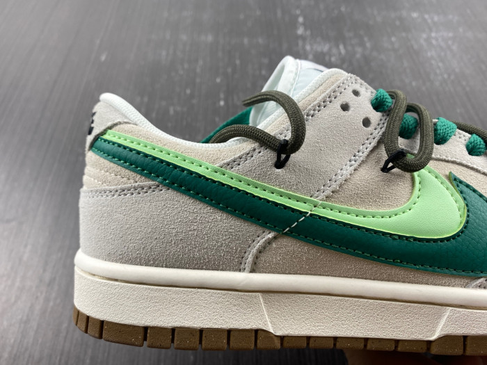 nike dunk low se 85 do9457-100j