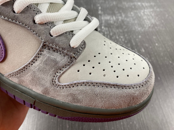 nike dunk sb low purple pigeon 304292-051
