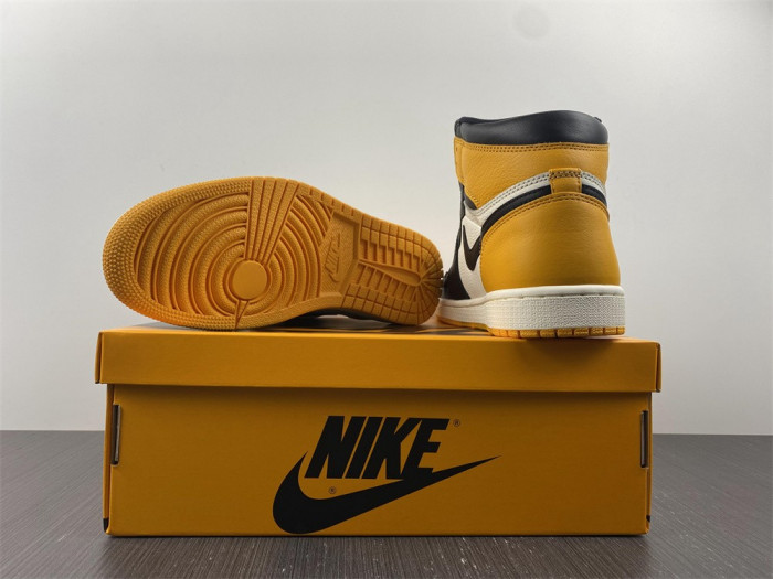 air jordan 1 high og "yellow toe" 555088-711