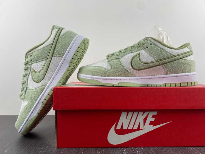 nike dunk low "fleece green" dq7579-300