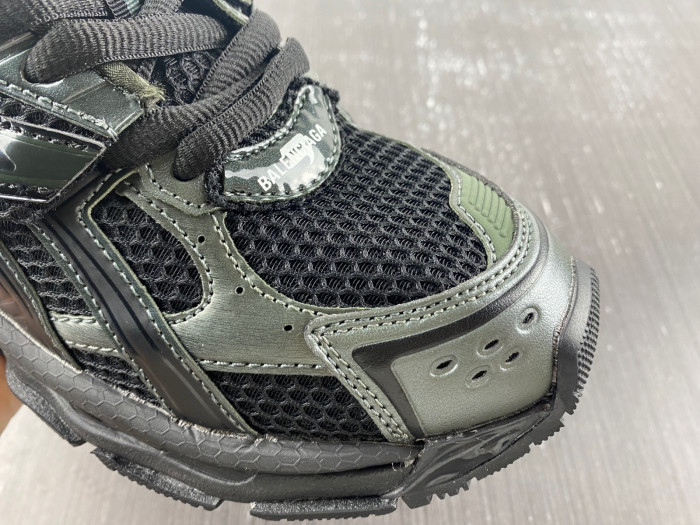 blcg runner sneaker bm5623-015