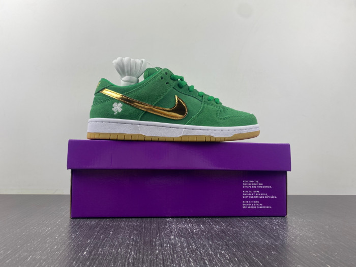 nike sb dunk low st. patrick