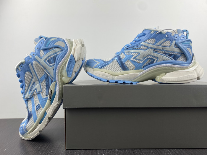 blcg runner sneaker bm5623-007