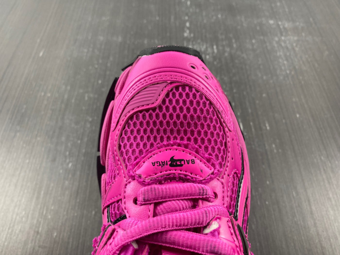 blcg runner sneaker bm5623-011