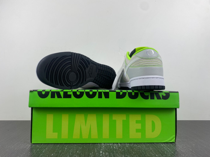 nike dunk low university of oregon pe (2023) men