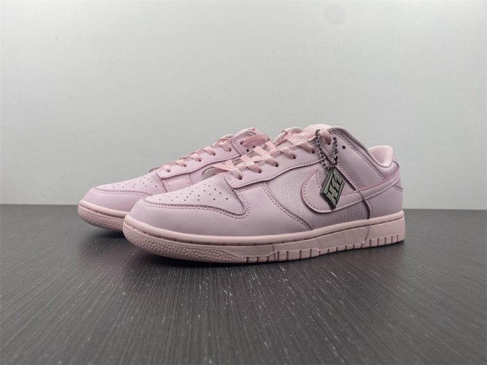 nike dunk low pink (gs) - 921803-601 nike dunk low pink (gs) - 921803-601