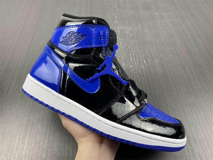 air jordan 1 high og “patent royal" 555088-400