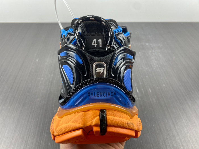 blcg runner sneaker bm5623-002