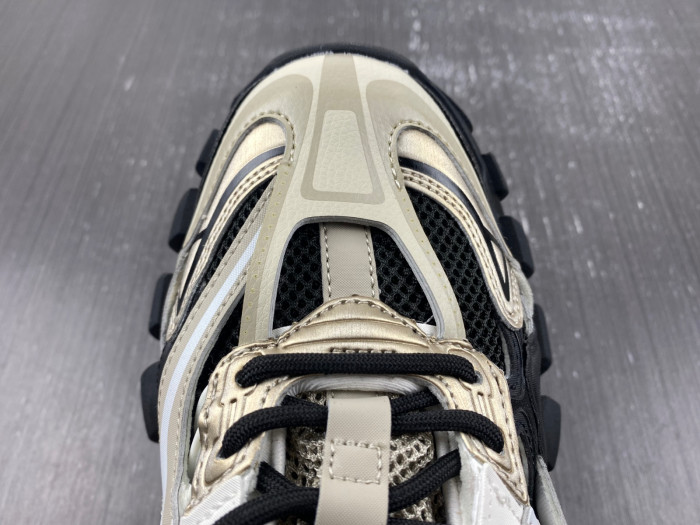 blcg track trainer bl214-0029