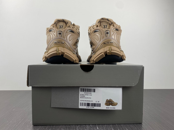 blcg runner sneaker bm5623-012