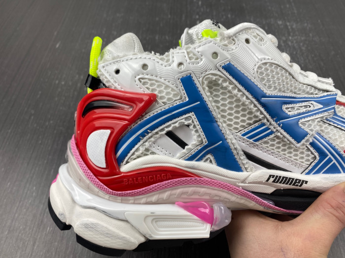 blcg runner sneaker bm5623-020