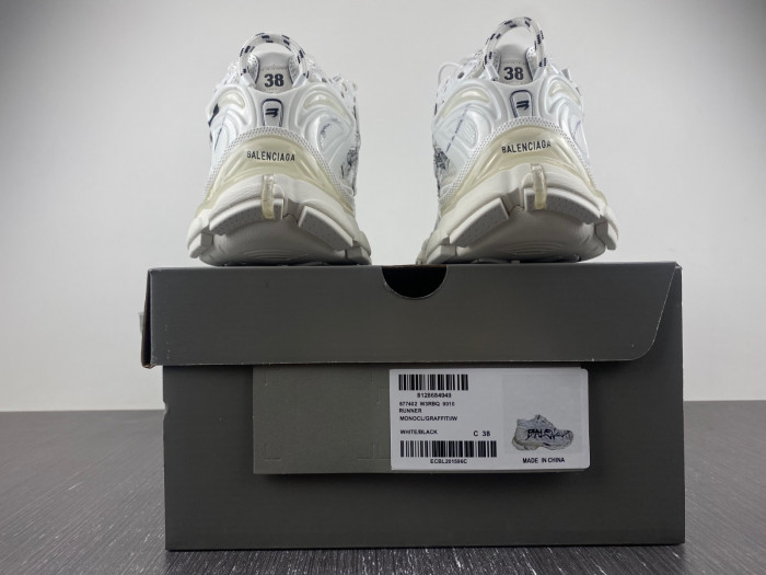 blcg runner sneaker bm5623-018