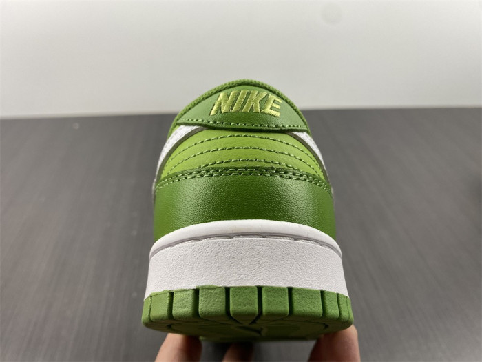nike dunk low green white dj6188-300
