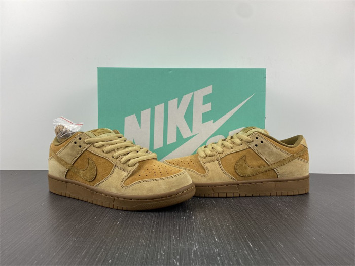 nike sb dunk low wheat (2017) - 883232-700
