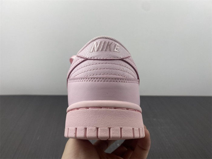 nike dunk low pink (gs) - 921803-601