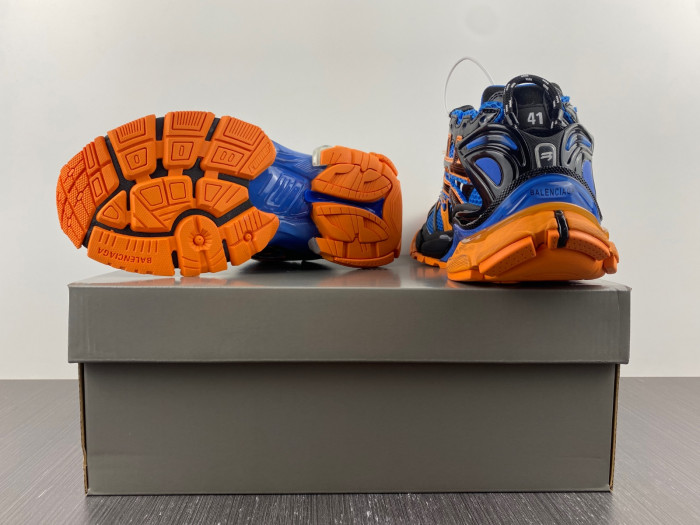 blcg runner sneaker bm5623-002