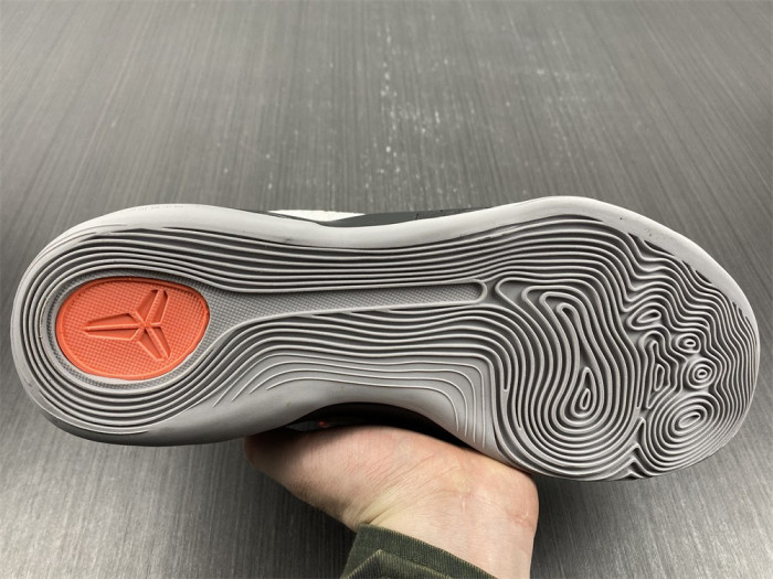 nike kobe 9 elite gold fundamentals 641714-100