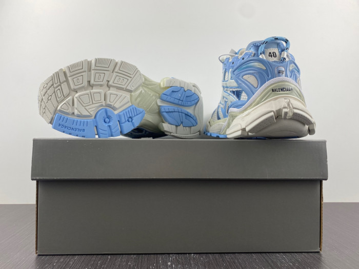 blcg runner sneaker bm5623-007