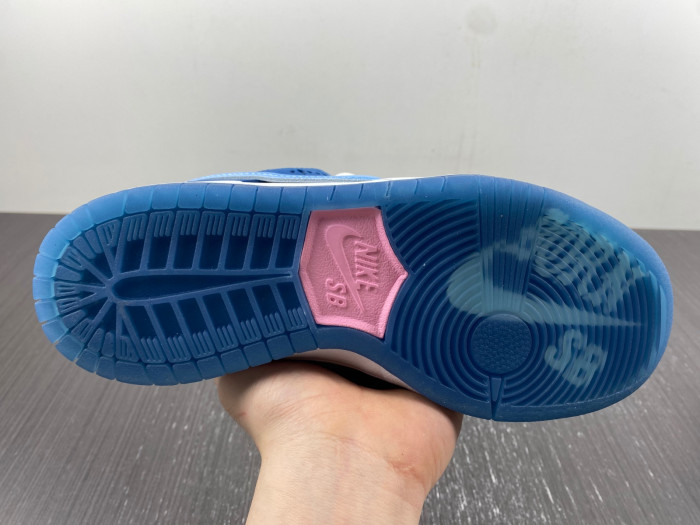 born x raised x nike sb dunk low fn7819-400