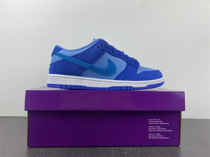 nike sb dunk low blue raspberry - dm0807-400