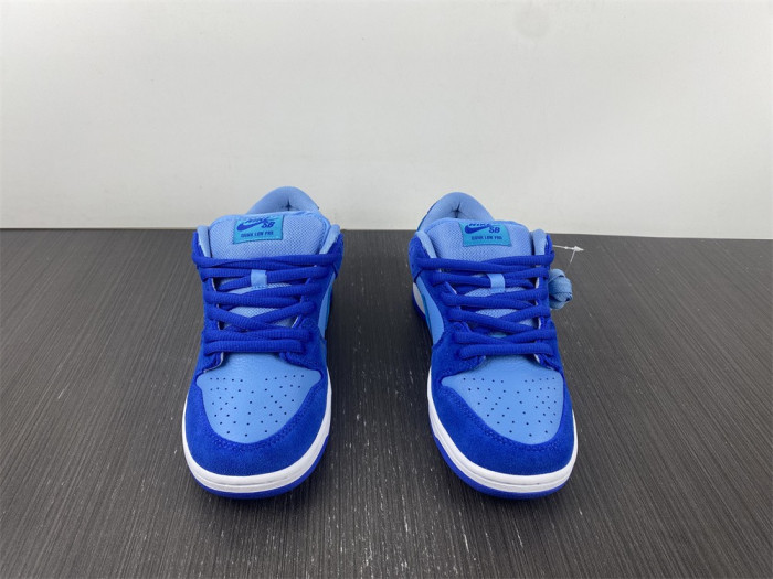 nike sb dunk low blue raspberry - dm0807-400