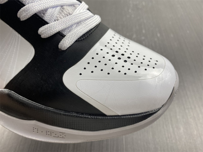 nike zoom kobe 5 v tb white black light grey 407710-100