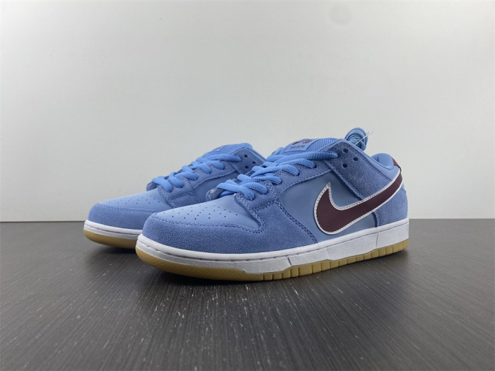 nike sb dunk low valour blue team maroon dq4040-400 nike sb dunk low valour blue team maroon dq4040-400