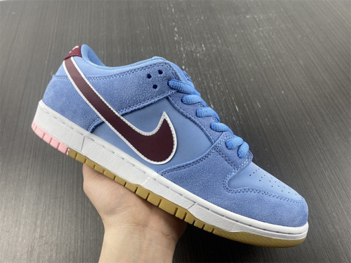 nike sb dunk low valour blue team maroon dq4040-400