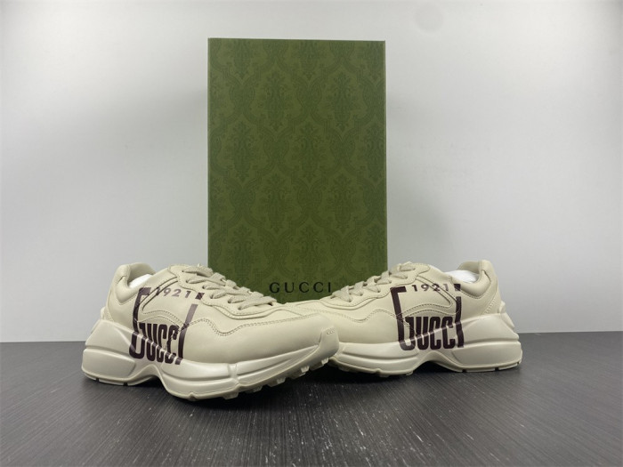 G*u*i trainer sneaker