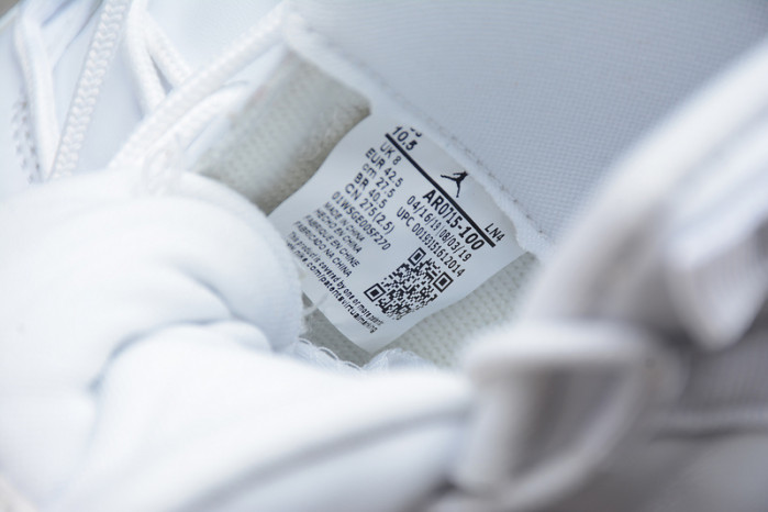 air jordan 11 wmns white metallic silvervast grey ar0715-100