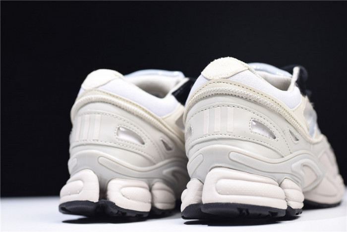 a*d*i*s ozweego 3 raf simons cream white core black b22537