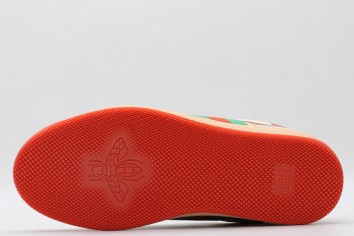 G*u*i ace embroidered low-top sneaker