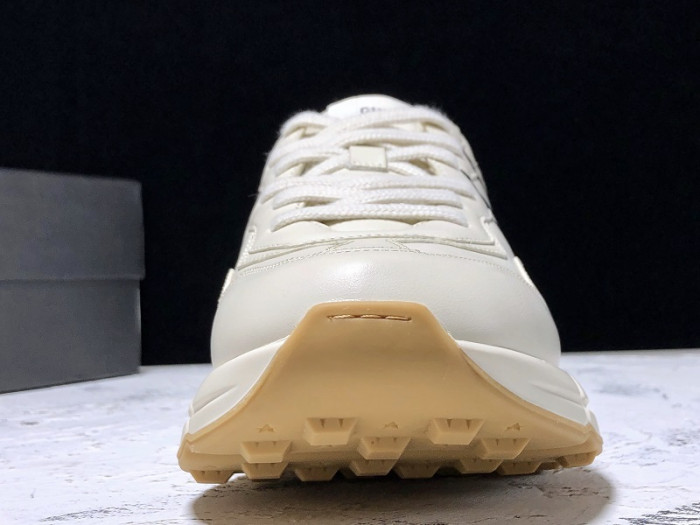 G*u*i trainer sneaker