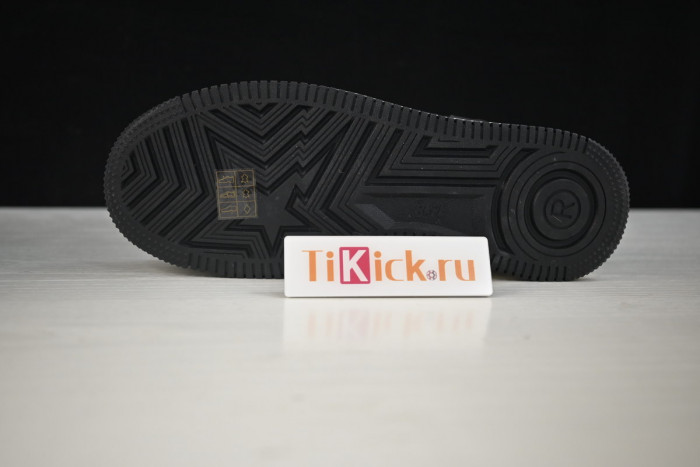 bape sta to low black/black/white 1h70191001