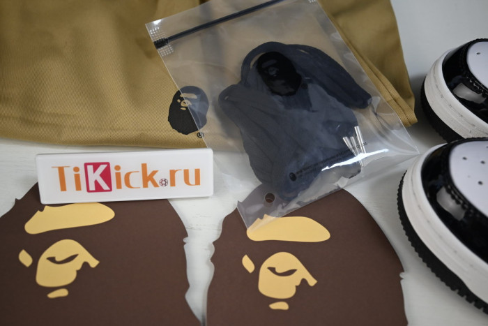 bape sta to low black/black/white 1h70191001