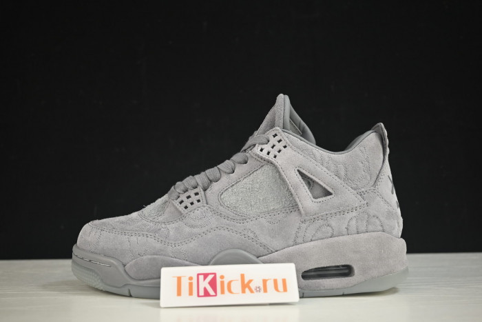 kaws x air jordan 4“ cool grey”930155-003 kaws x air jordan 4“ cool grey”930155-003