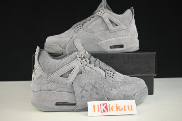 kaws x air jordan 4“ cool grey”930155-003