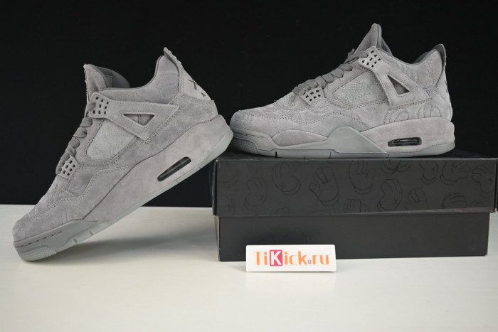 kaws x air jordan 4“ cool grey”930155-003