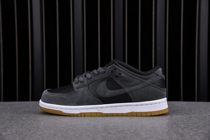 nike sb dunk low dark grey black gum ar0778-001 nike sb dunk low dark grey black gum ar0778-001
