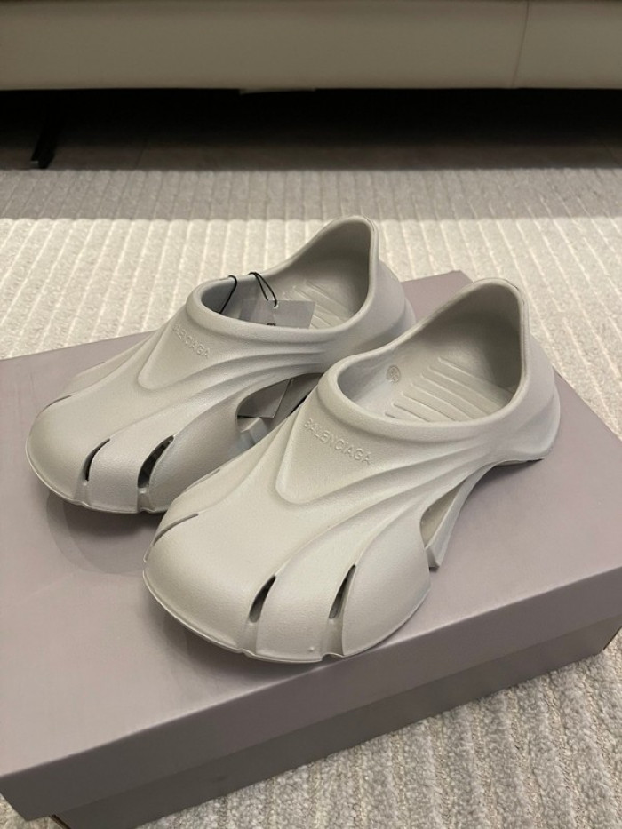 blcg mold closed rubber sandals bl56210