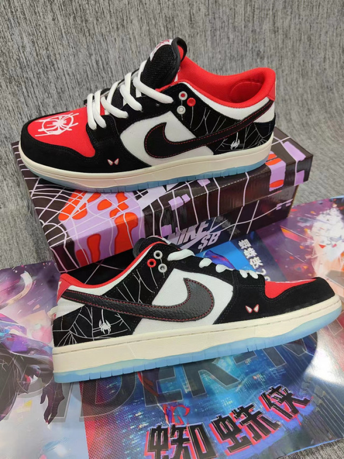 nike dunk low pro “spider man” fn3433 141 nike dunk low pro “spider man” fn3433 141