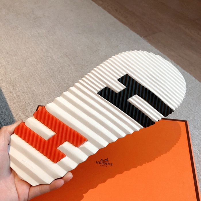 he*mes slide cu526-2071