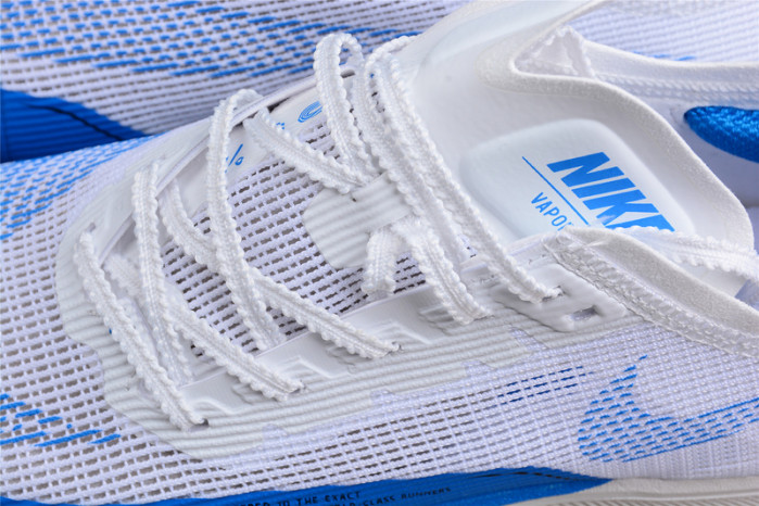 nike zoomx vaporfly next% 2 white blue cu4111-102